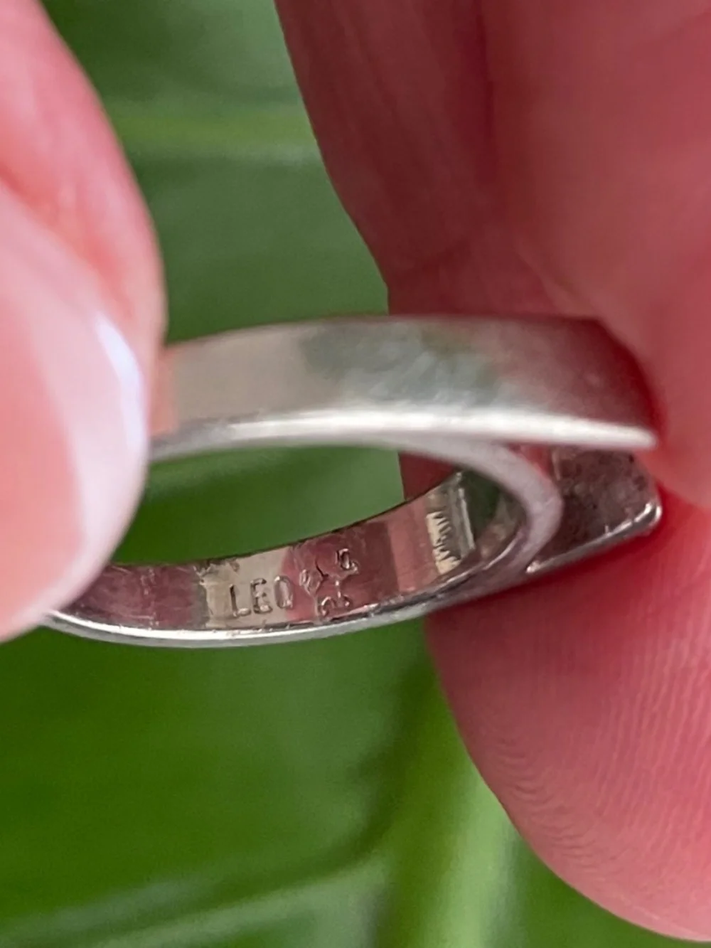 Platinum Solitaire Ring Setting / Ring Blank, 6 Grams, Size 5